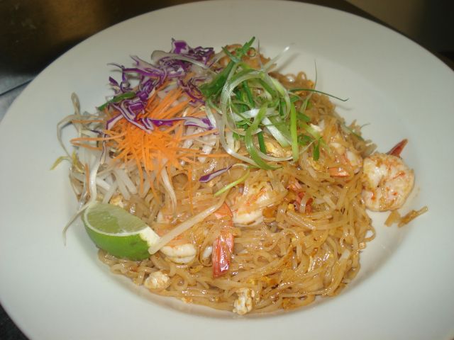 004padthai.jpg